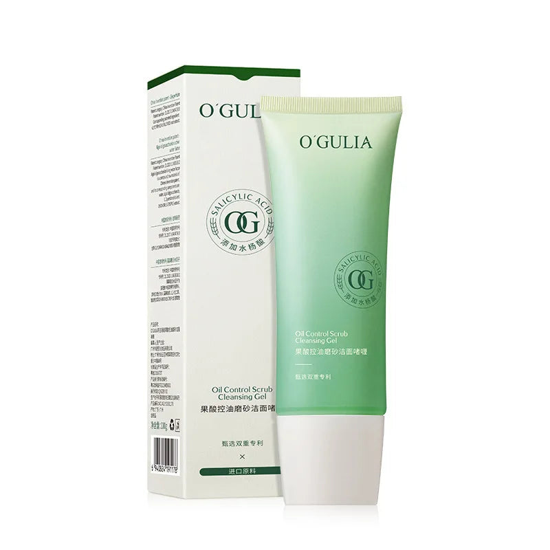 Facial Cleanser Controls Oil
